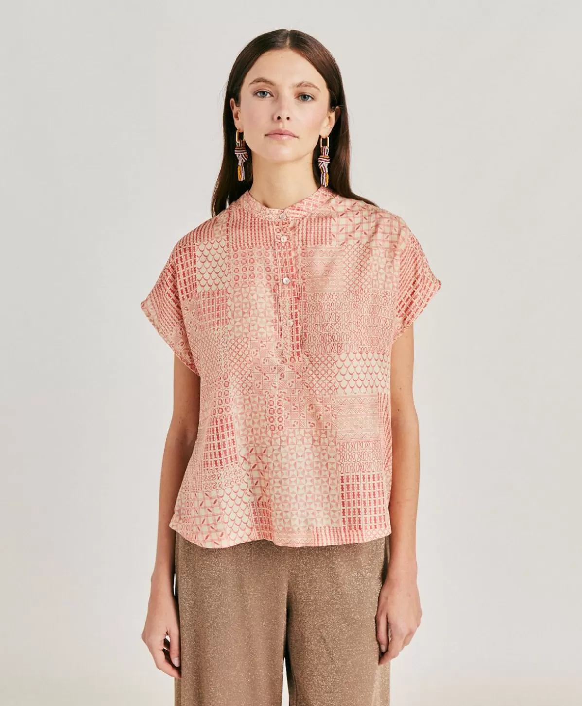 Bluse E Camicie-Momonì Blusa Paso In Haboutai Di Seta - Panna/Corallo